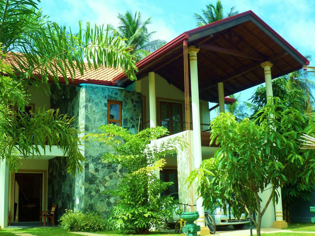 Northwood Residence - Marawila Buitenkant foto