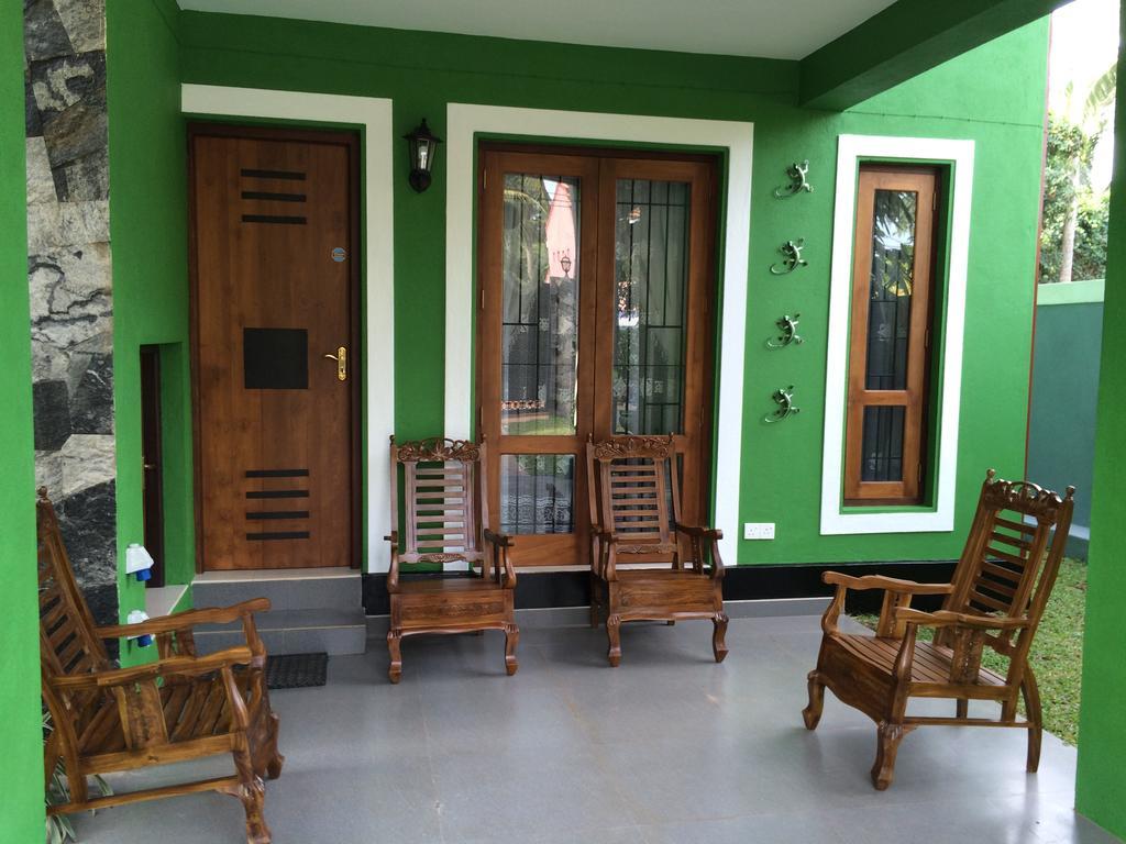 Northwood Residence - Marawila Buitenkant foto