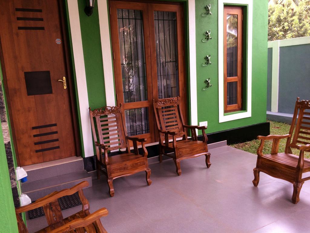 Northwood Residence - Marawila Buitenkant foto